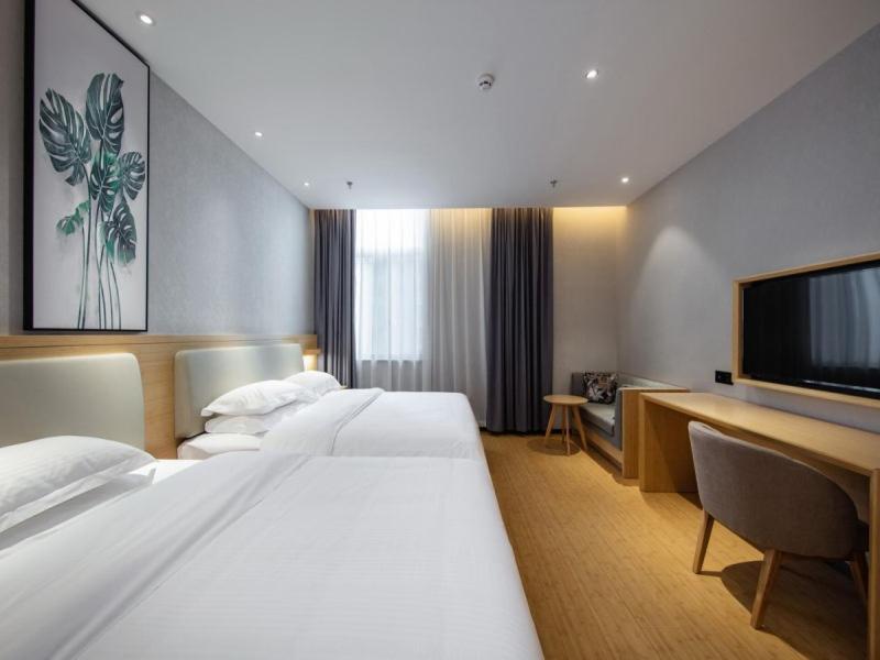 GreenTree Inn Fuzhou South Railway Station Business Hotel, Fuzhou, China