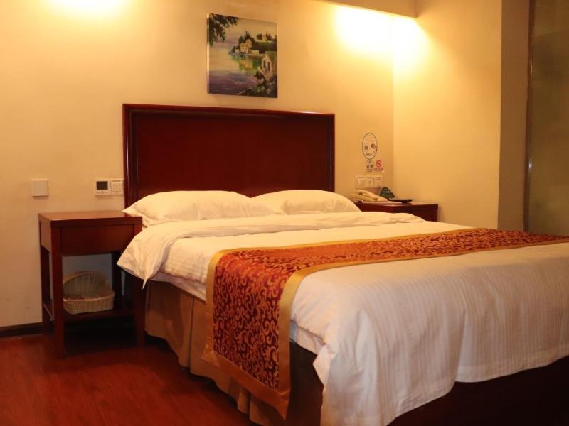 GreenTree Inn HeBei ZhangJiaKou XuanHua BoJu Countryside Business Hotel, Zhangjiakou, China