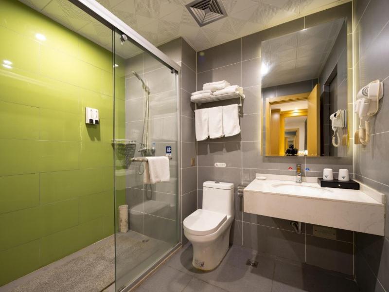 GreenTree Inn Wuxi Yixing Xushe Town Government Express Hotel, Yixing, China