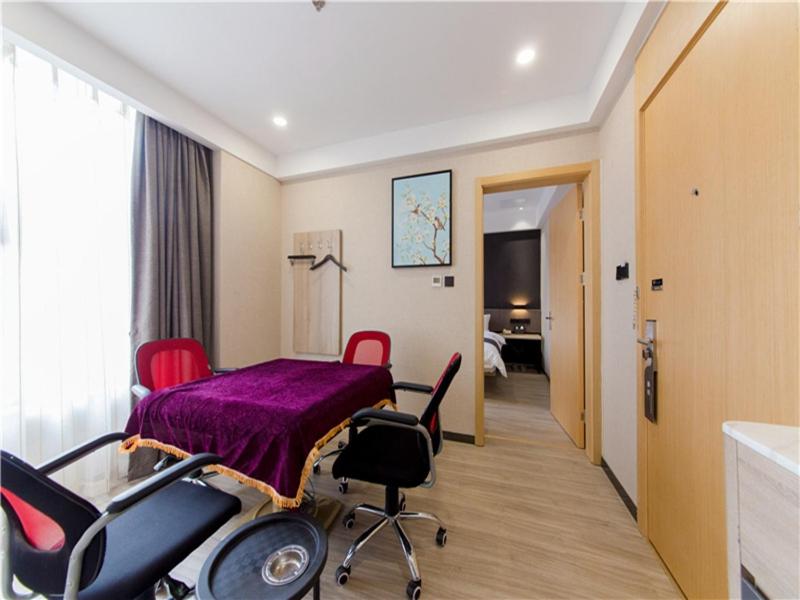 Thank Inn Plus Hotel Hebei Shijiazhuang High-tech Zone Torch Plaza, Shijiazhuang, China
