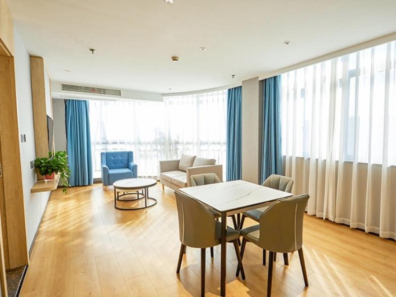 GreenTree Inn Jiangsu Nantong Textile City Bus Station Express Hotel, Haimen, China