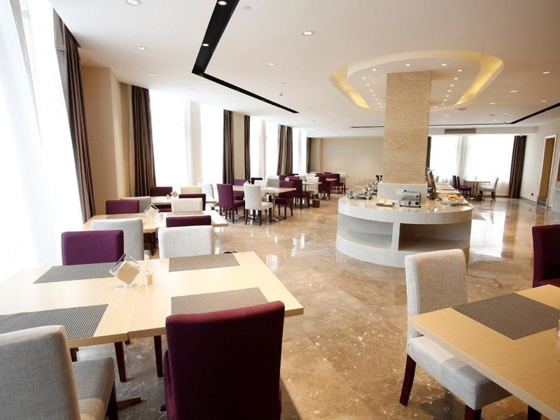 Lavande Hotel Jiujiang Jiujiang College, Jiujiang, China