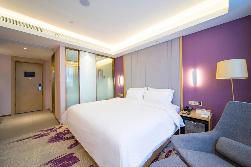 Lavande Hotel (Yangzhou Jiangwangshui Street RT-Mart Branch), Yangzhou, China
