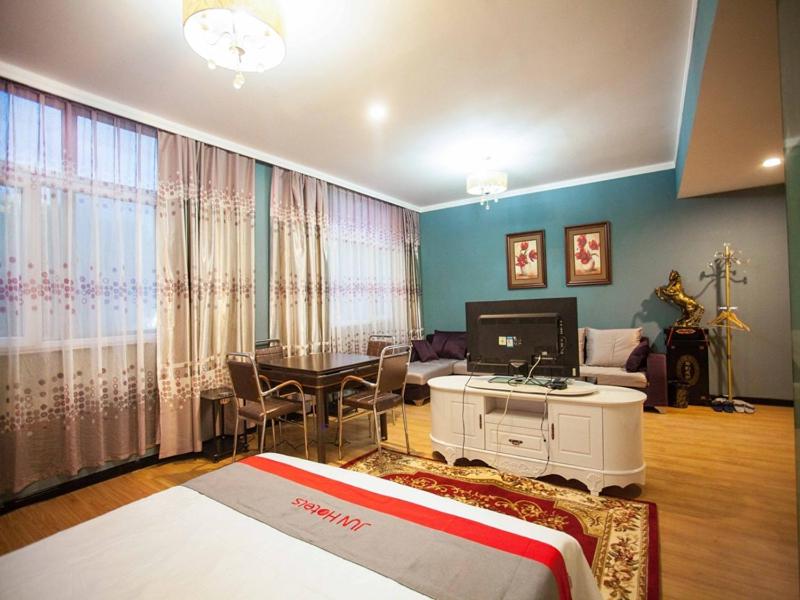 JUN Hotels Hebei Xingtai Qiaodong District South Xinhua Road, Xingtai, China