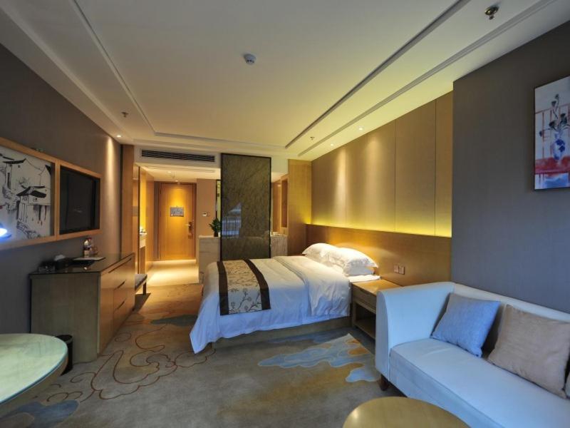GreenTree Eastern Jinzhai County Lotus Hill Road Hotel, Longwan, China