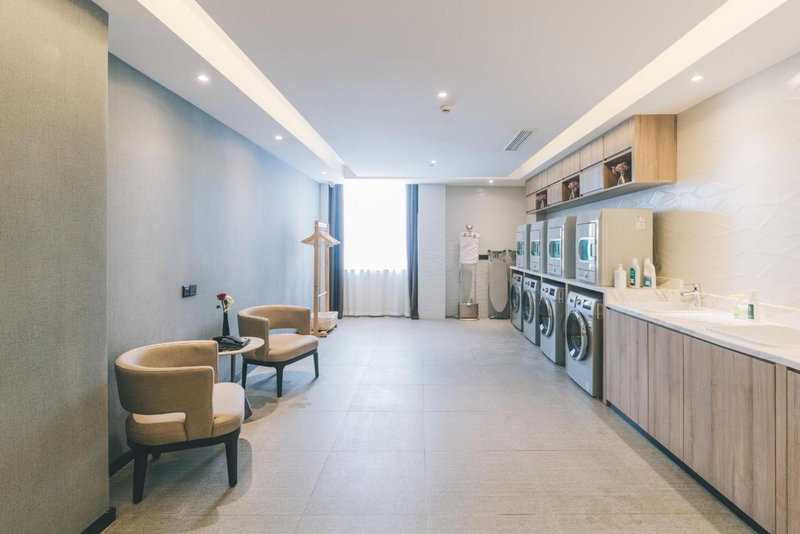 Atour Hotel Kunshan Yongda Business Plaza, Kunshan, China