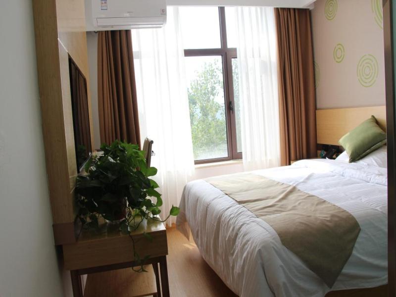GreenTree Inn Langfang Dachang Movie City Select Hotel, Dachang, China