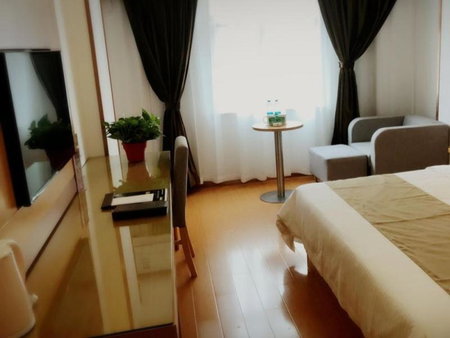 GreenTree Inn Bengbu Longzihu District Railway Station Express Hotel, Bengbu, China