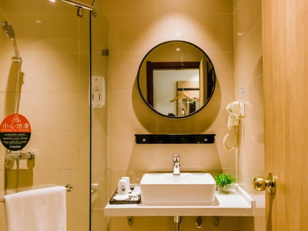 GreenTree Inn Anhui Xuancheng South Zhuangyuan Road Express Hotel, Xuanzhou, China