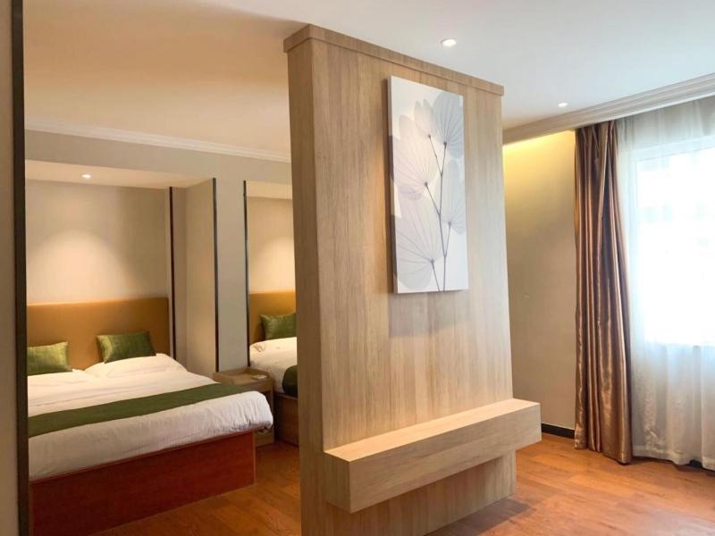 GreenTree Inn Anhui Xuancheng South Zhuangyuan Road Express Hotel, Xuanzhou, China