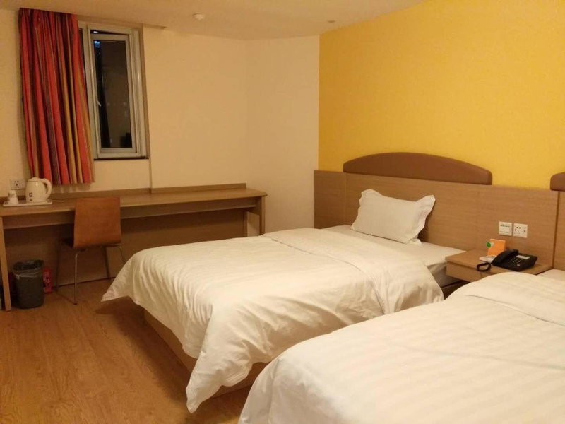 7Days Inn WuHan Road JiQing Street, Wuhan, China