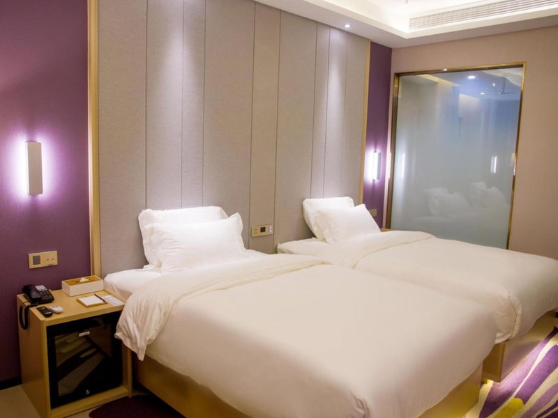 Lavande Hotel Shiyan Sanyan Branch, Shiyan, China