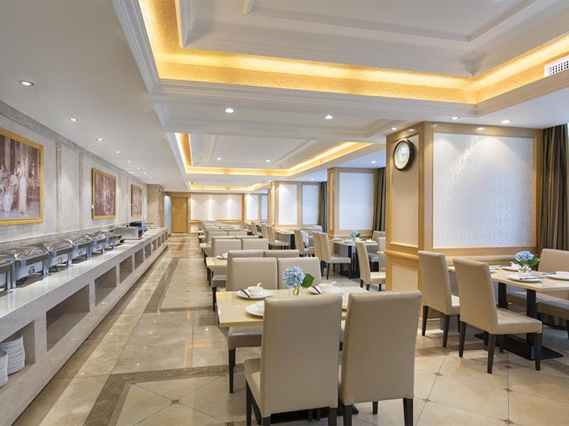 Vienna Hotel Guangxi Nanjing Nanhu Park, Nanning, China