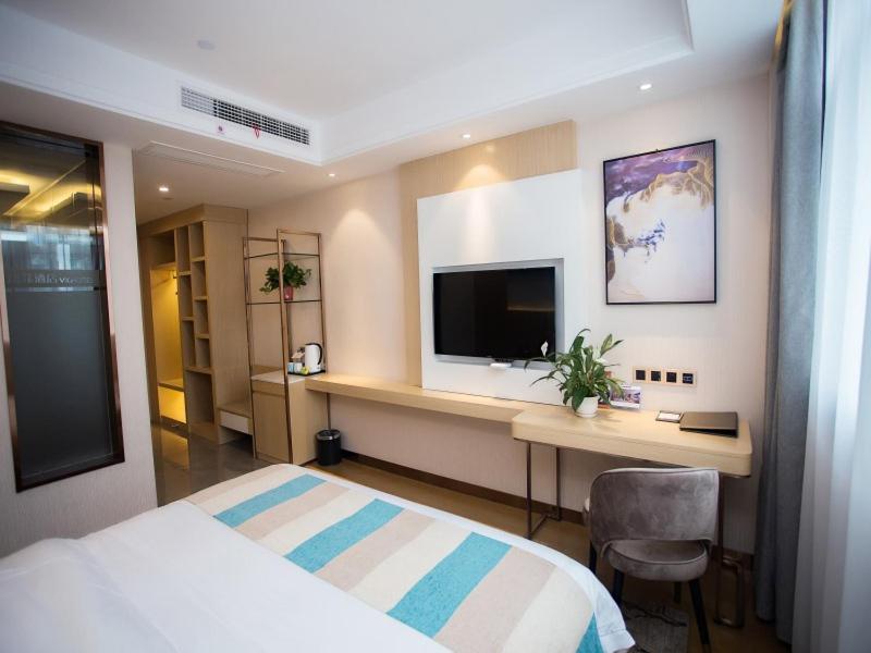 VX Heze Dingtao District Taoyi Road Hotel, Heze, China