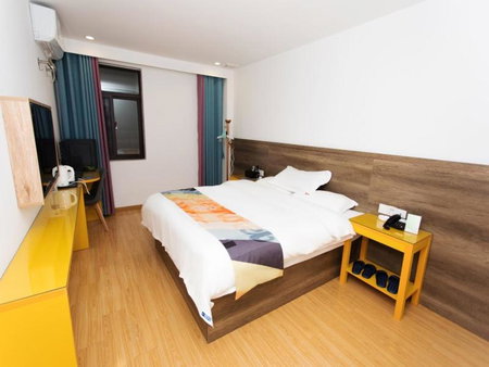 Shell Liu'an Wanxi Avenue International Motor City Hotel, Lu'an, China