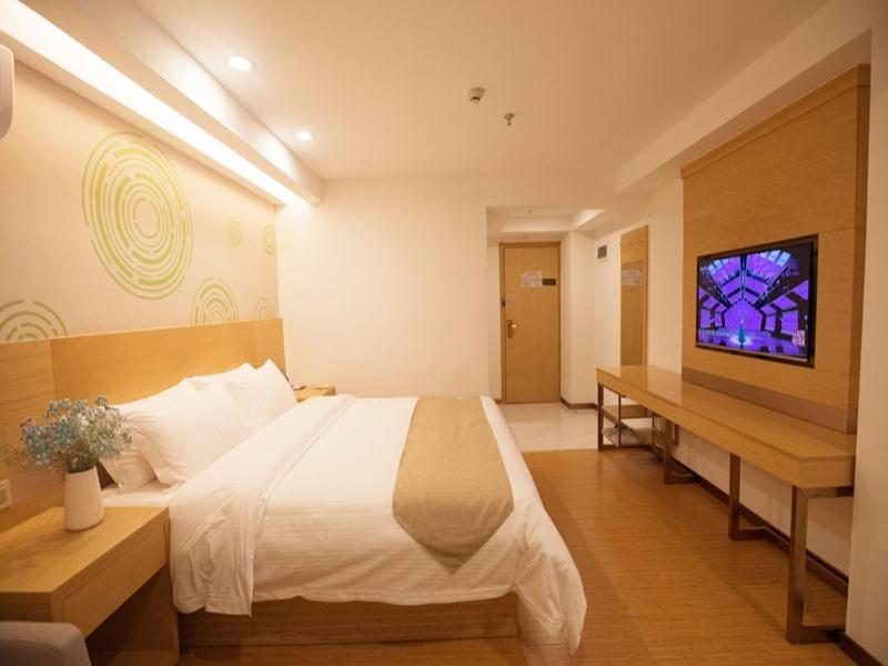 GreenTree Inn Haikou Chengmai Old Town Software Park Business Hotel, Bailian, China