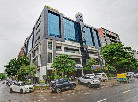 Hotel Royal Ican Sindhubhavan Road, Ahmedabad, India