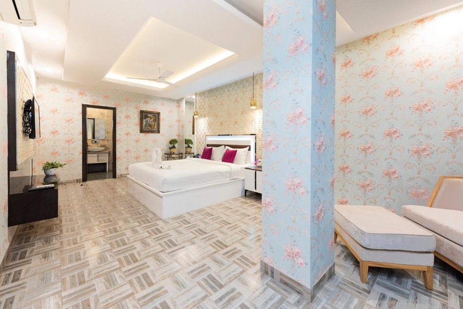 Hotel CASA Aishbagh, Lucknow, India