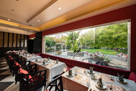 Hotel CASA Aishbagh, Lucknow, India