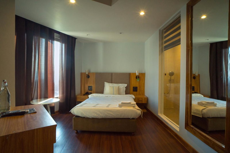 Emerald Hotel, Āīzawl, India
