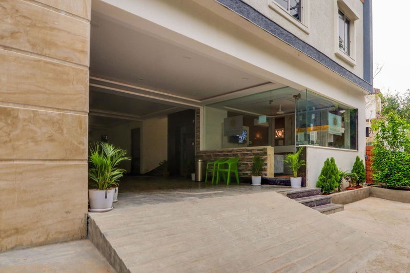 Super Townhouse Sri Nirvana Grand, Hyderabad, India