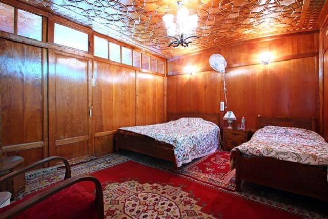 Houseboat Lily of Nageen, Srinagar, India