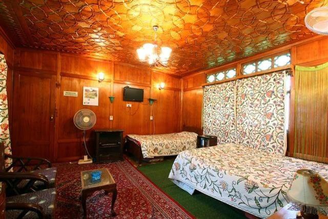 Houseboat Lily of Nageen, Srinagar, India