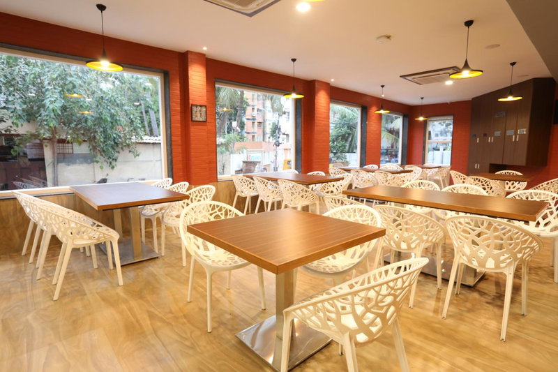 Season 4 Residences - Nungambakkam Near US consulate, Apollo Hospital, Shankar Nethralaya, Chennai, India