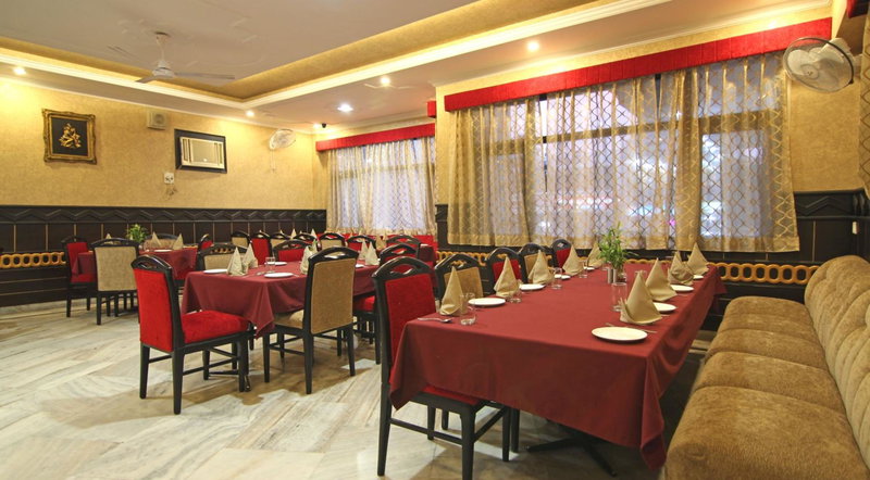 Le Grand Hotel, Haridwār, India
