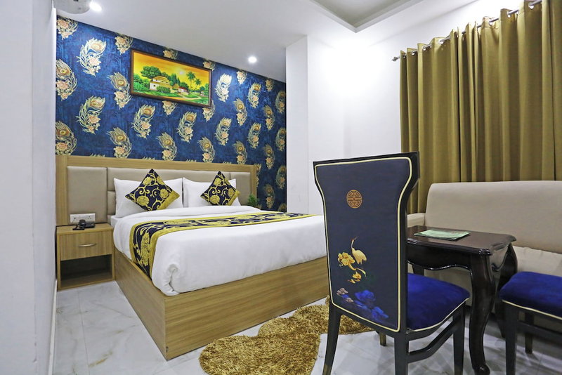 Hotel Decent Suites - Delhi Airport, New Delhi, India