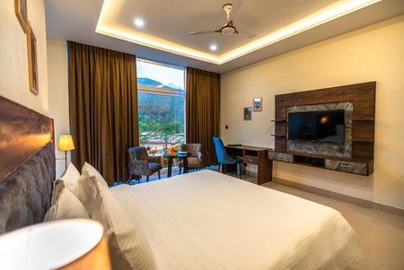 Aotel by Clarks Inn Palampur, Pālampur, India