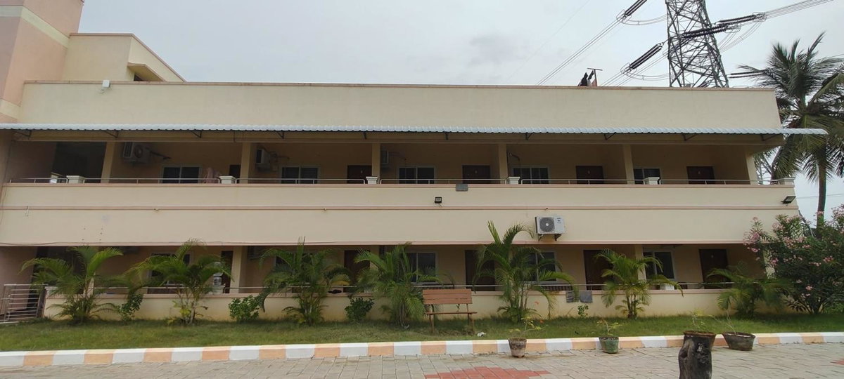 Hotel · Hotel Ayyans Park inn, Siruseri