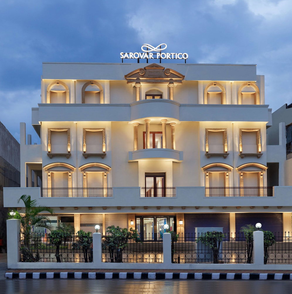Hotel · Sarovar Portico Dehradun, Dehradun
