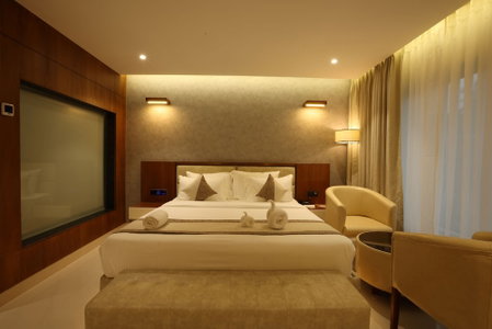 Royal Plaza Suites by RAK Rooms, Mangaluru, India