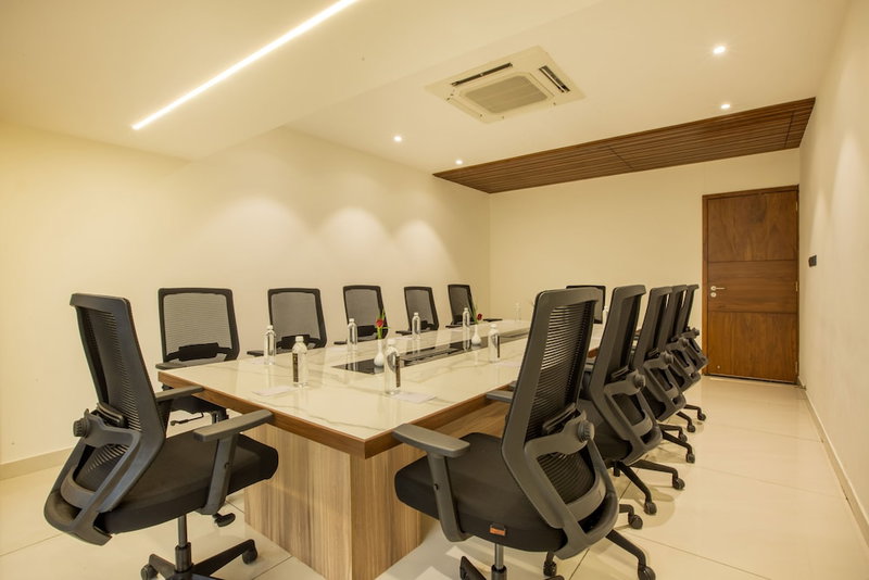 Royal Plaza Suites by RAK Rooms, Mangaluru, India