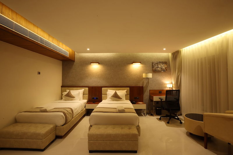 Royal Plaza Suites by RAK Rooms, Mangaluru, India