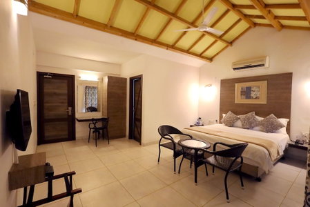 Hummingbird Resort, Abu Road, India