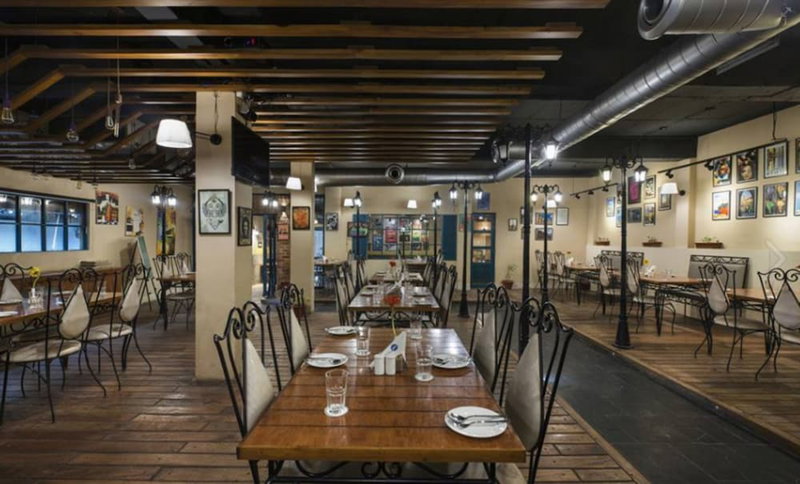 10 Park Street Hotel & Banquets, Gorakhpur, India