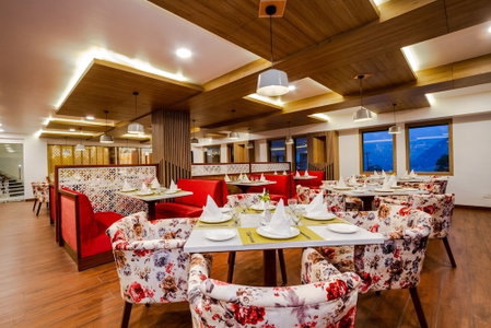 Anand Vardhan Resorts, Kullu, India