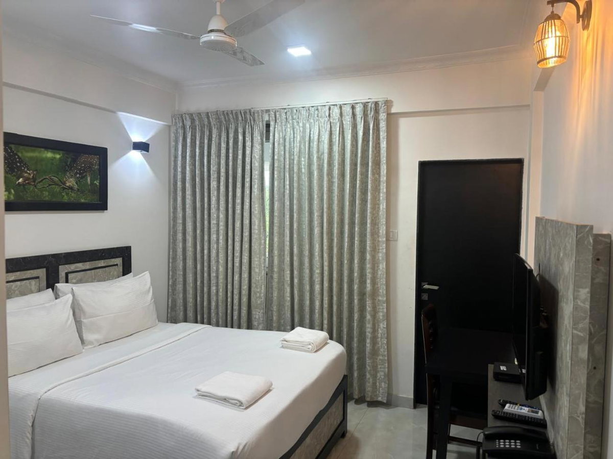 Henmil Hotel, India