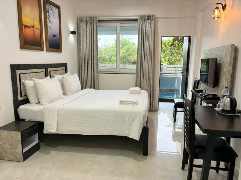 Henmil Hotel, Vagator, India