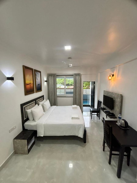 Henmil Hotel, Vagator, India