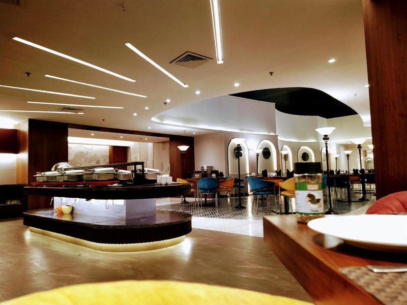 Hyphen Business Hotel, Noida, India