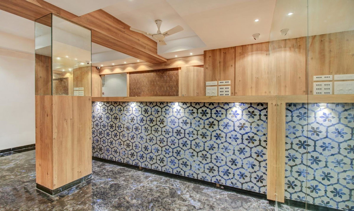 Hotel · Hotel Aarush Inn, Navi Mumbai