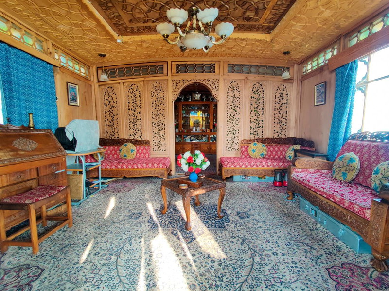 The Shelter Group of Houseboats & Tour organiser city Center Lal Chowk, Srinagar, India