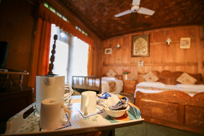 The Shelter Group of Houseboats & Tour organiser city Center Lal Chowk, Srinagar, India