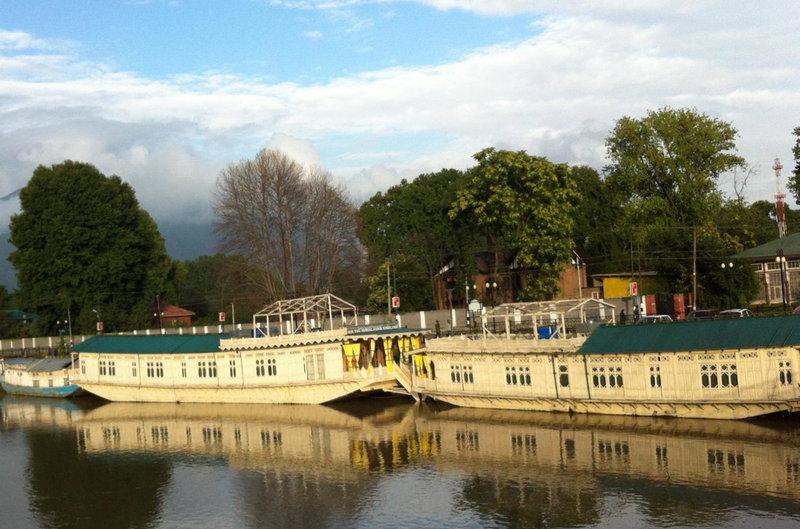 The Shelter Group of Houseboats & Tour organiser city Center Lal Chowk, Srinagar, India