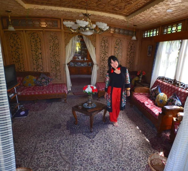 The Shelter Group of Houseboats & Tour organiser city Center Lal Chowk, Srinagar, India