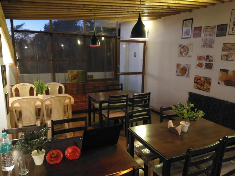 Drizzle Drop Inn, Ooty, India