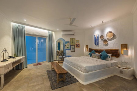 SaffronStays Kairos Zeus, Karjat - Greek style pool villa near Camp Max, Karjat, India